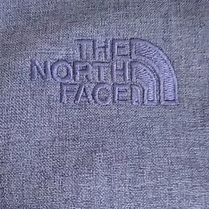 Northface light weight  jacket. Worn couple times.